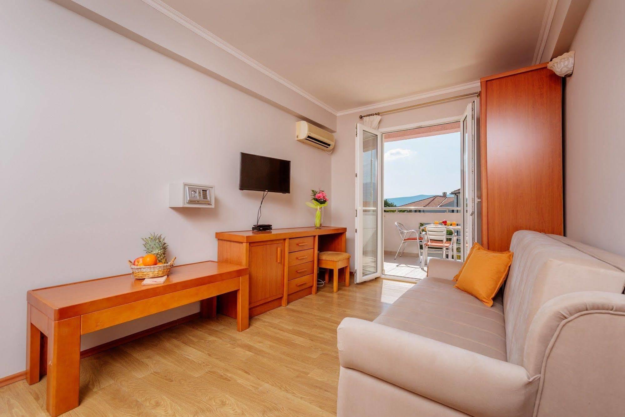 Perper Hotel دونيا لاستيفا المظهر الخارجي الصورة